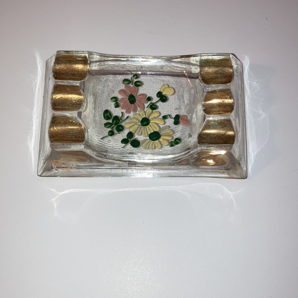 Beautiful Glass Mid Century Flower Ashtray